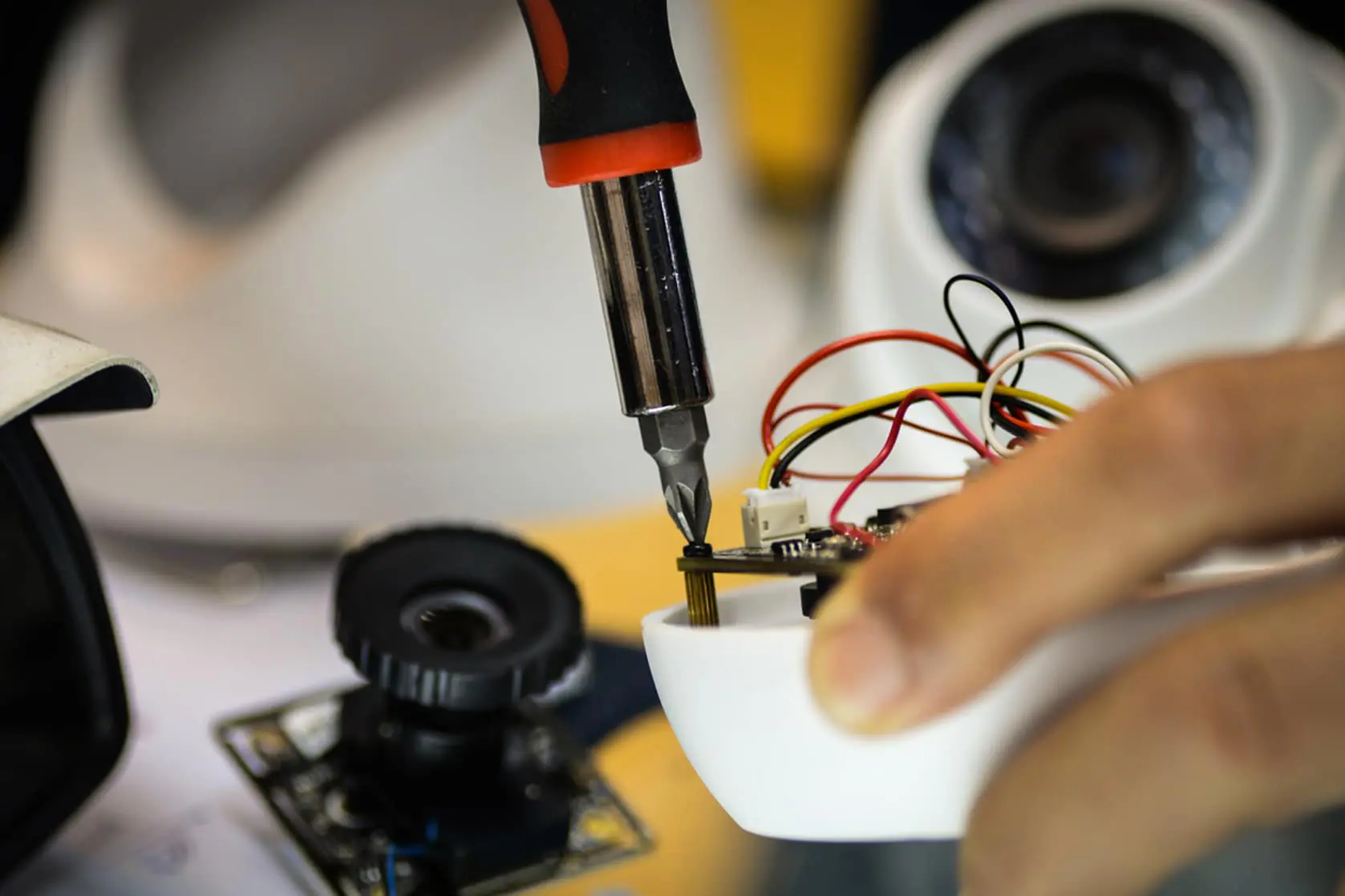 تعمیر دوربین مداربسته کرج